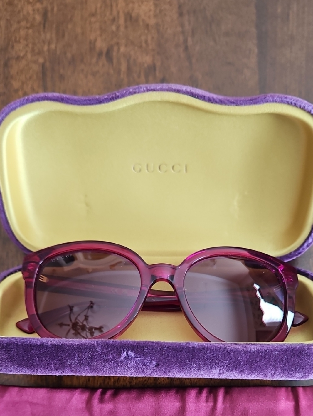 Gucci Women's Pink Round Frame Sunglasses with Gradient Lenses